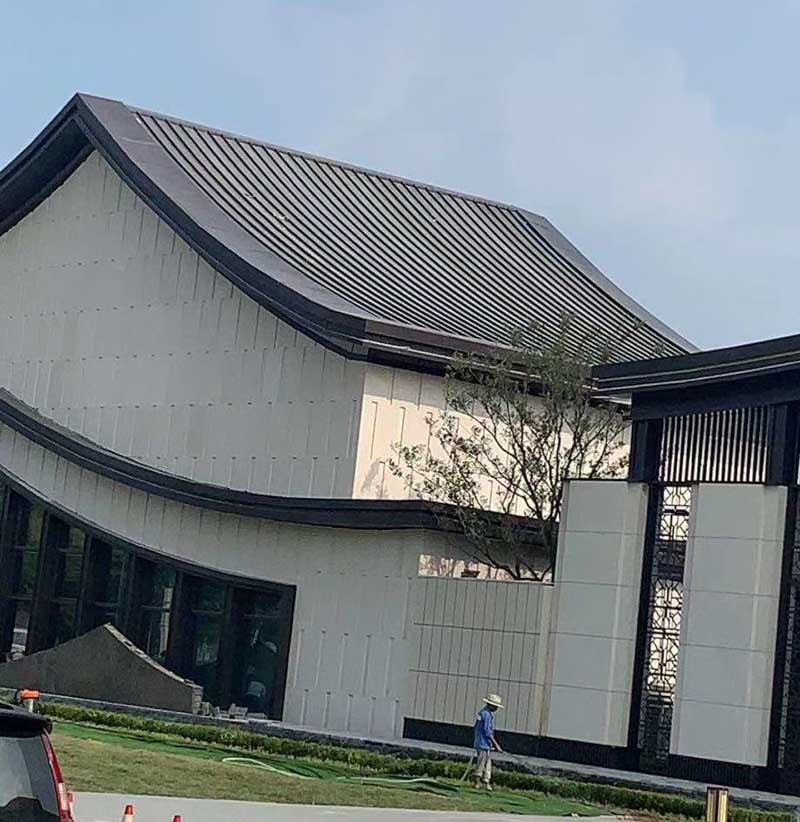 鹰潭金属屋面板的常见类型有哪些？